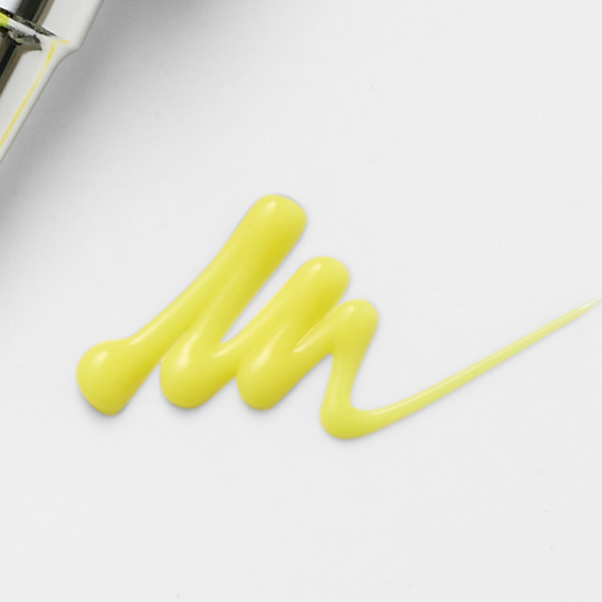 Celimax The Vita A Retinal Shot Tightening Booster yellow texture