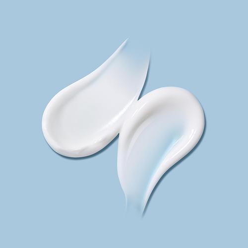 Centellian24 Madeca Cream Time Reverse Zero texture on blue background