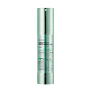 VT COSMETICS Reti-A Reedle Shot 300 bottle on white background